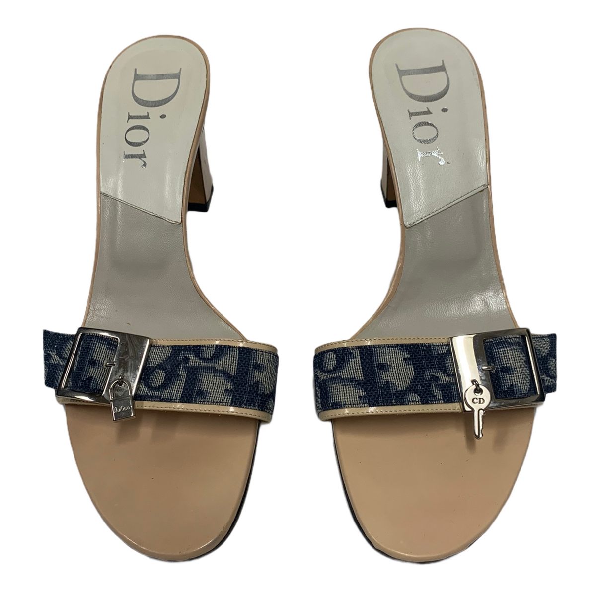 靴 Vintage Dior Key Buckle Heel Sandals image_24b49260-2bcb-4d50-994a-