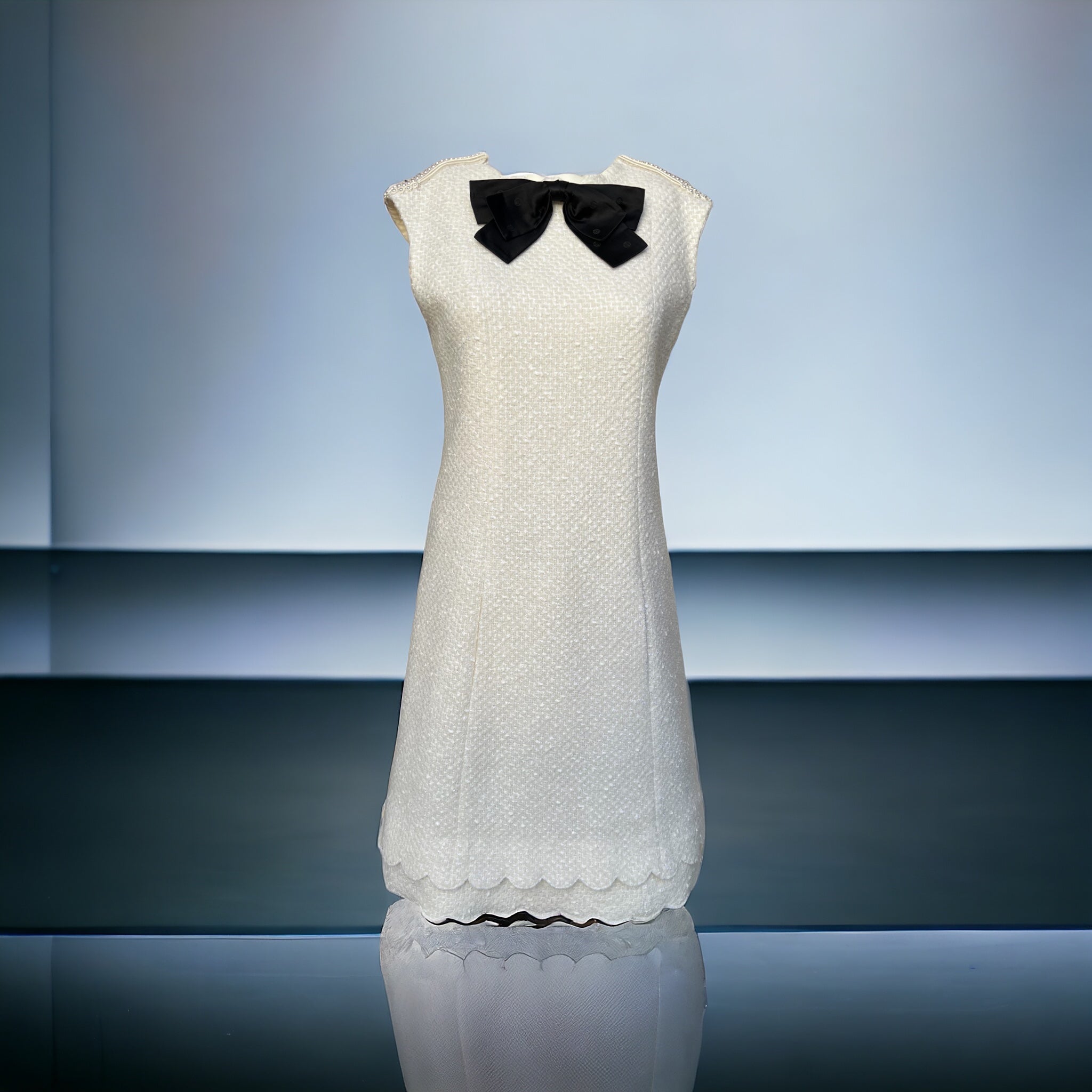 NWT Chanel 20K White Tweed Sleeveless Dress Pearl & Crystal