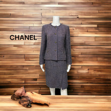 CHANEL BOUTIQUE VINTAGE NAVY BLUE/LAVENDER TWEED BOUCLÉ SKIRT SUIT ZS 38