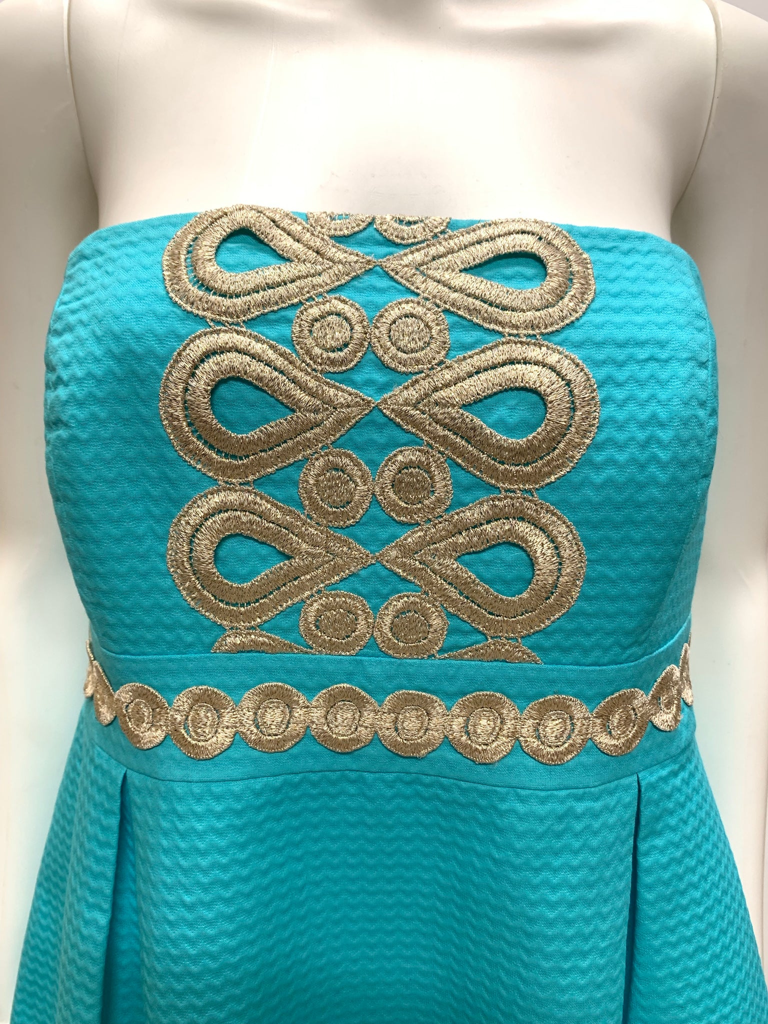 NWT LILLY PULITZER BETSEY DRESS WAVE JACQUARD SIZE 8 Chic Selects of Palm Beach NWT LILLY PULITZER BETSEY DRESS WAVE JACQUARD SIZE 8 Chic Selects of Palm Beach