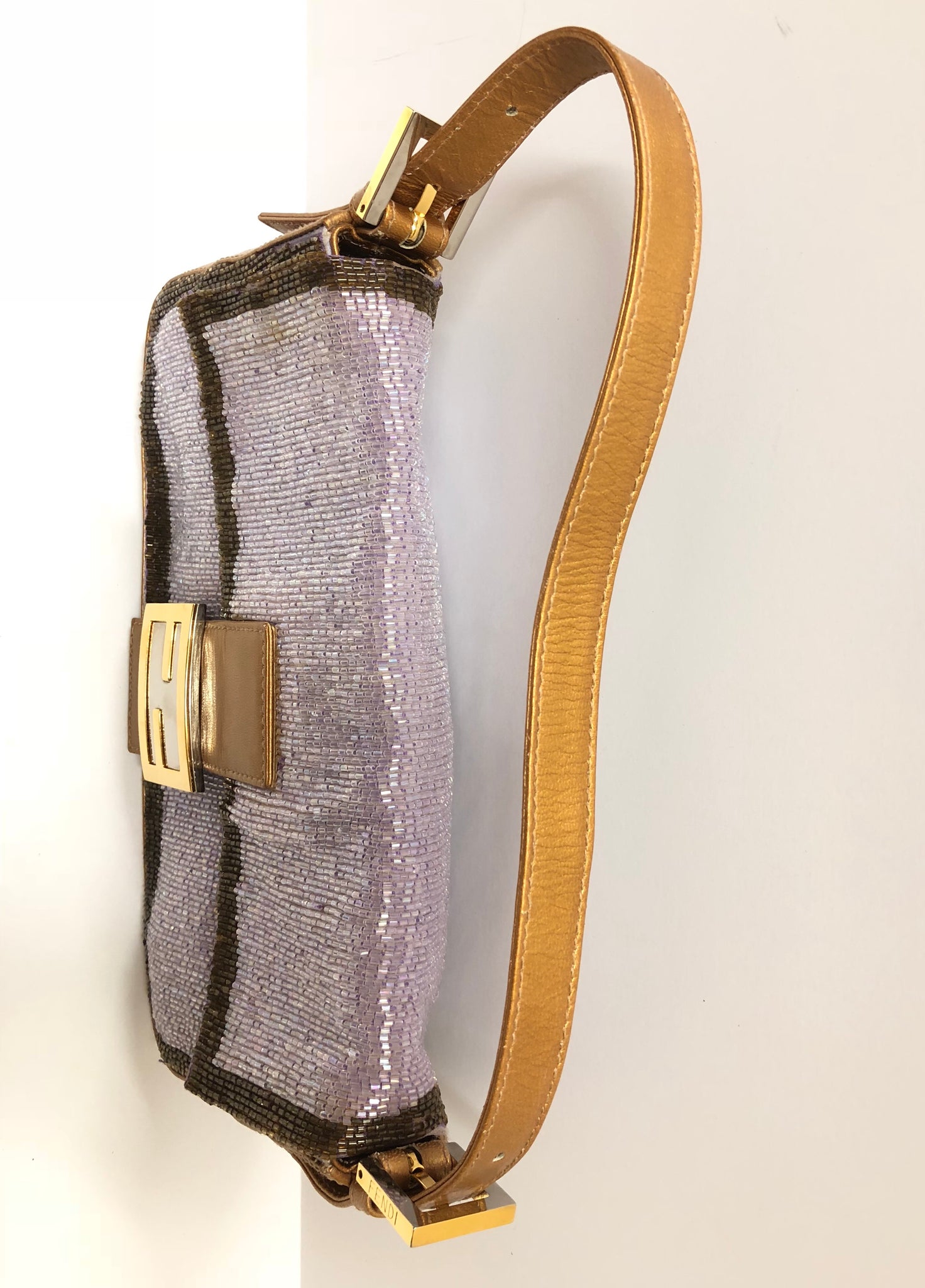 Fendi Baguette Leather Shoulder Bag in Purple